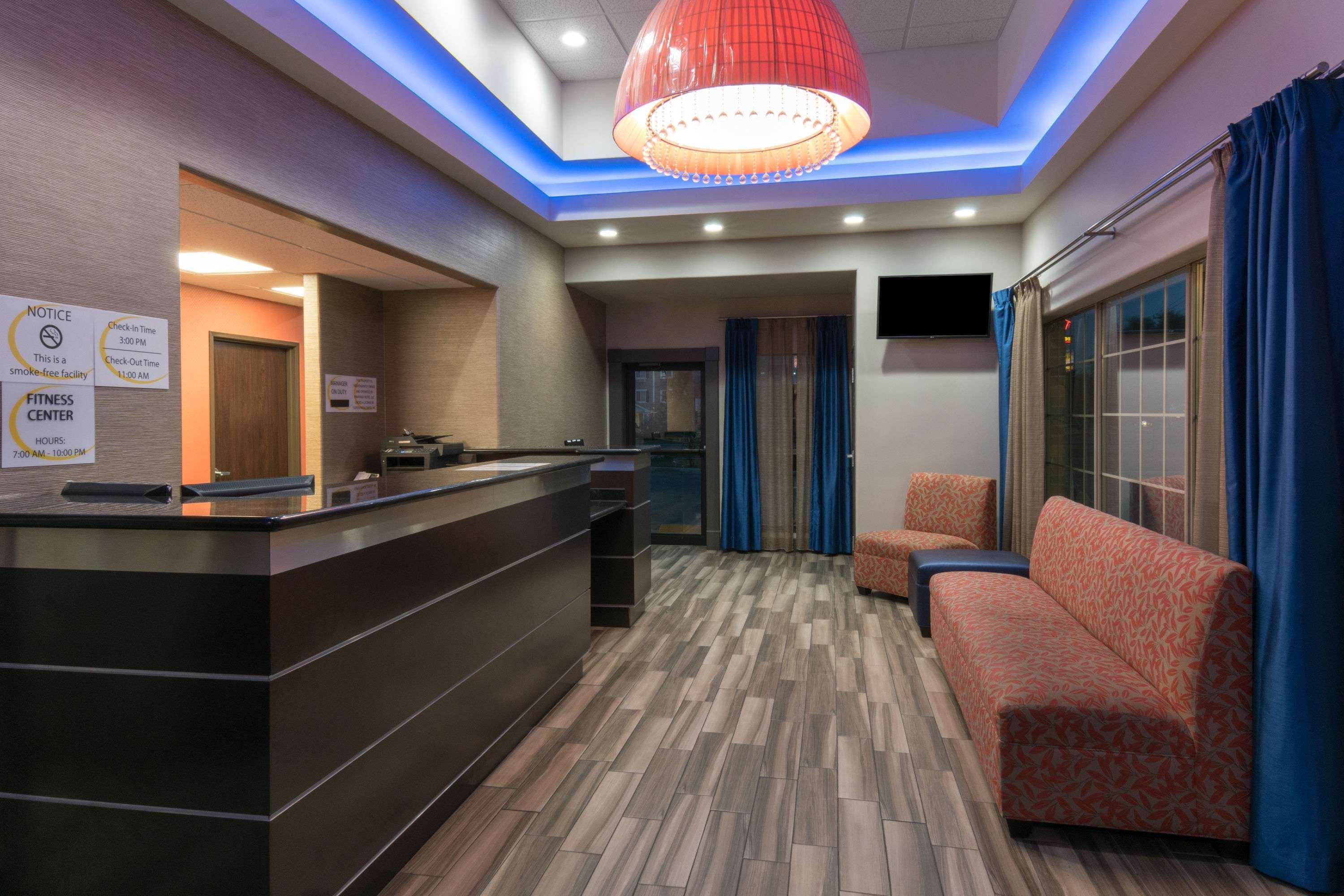 Super 8 By Wyndham San Antonio Near Fort Sam Houston Esterno foto