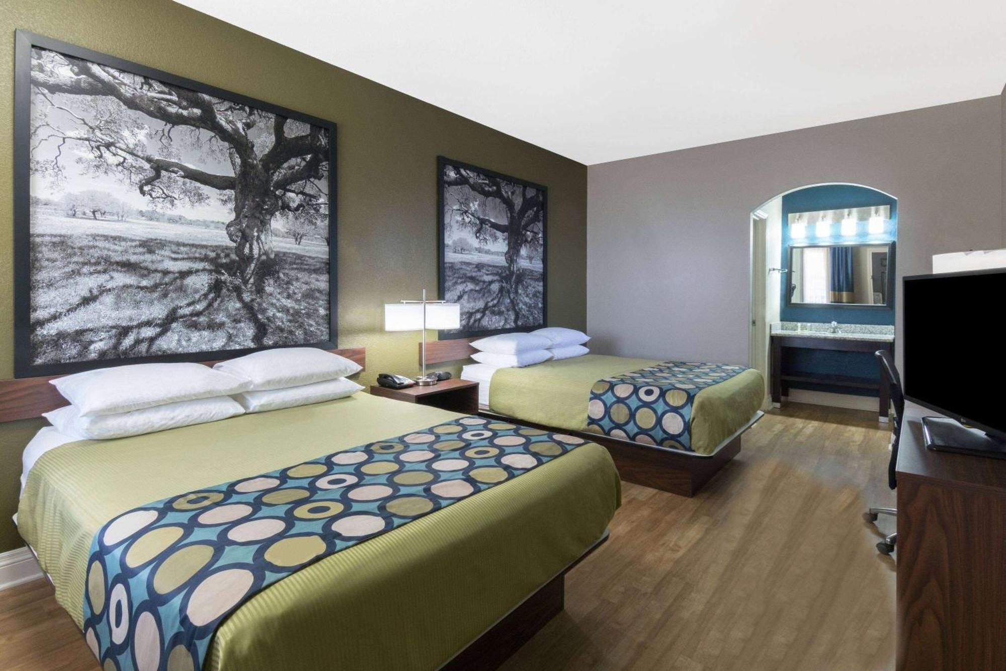Super 8 By Wyndham San Antonio Near Fort Sam Houston Esterno foto